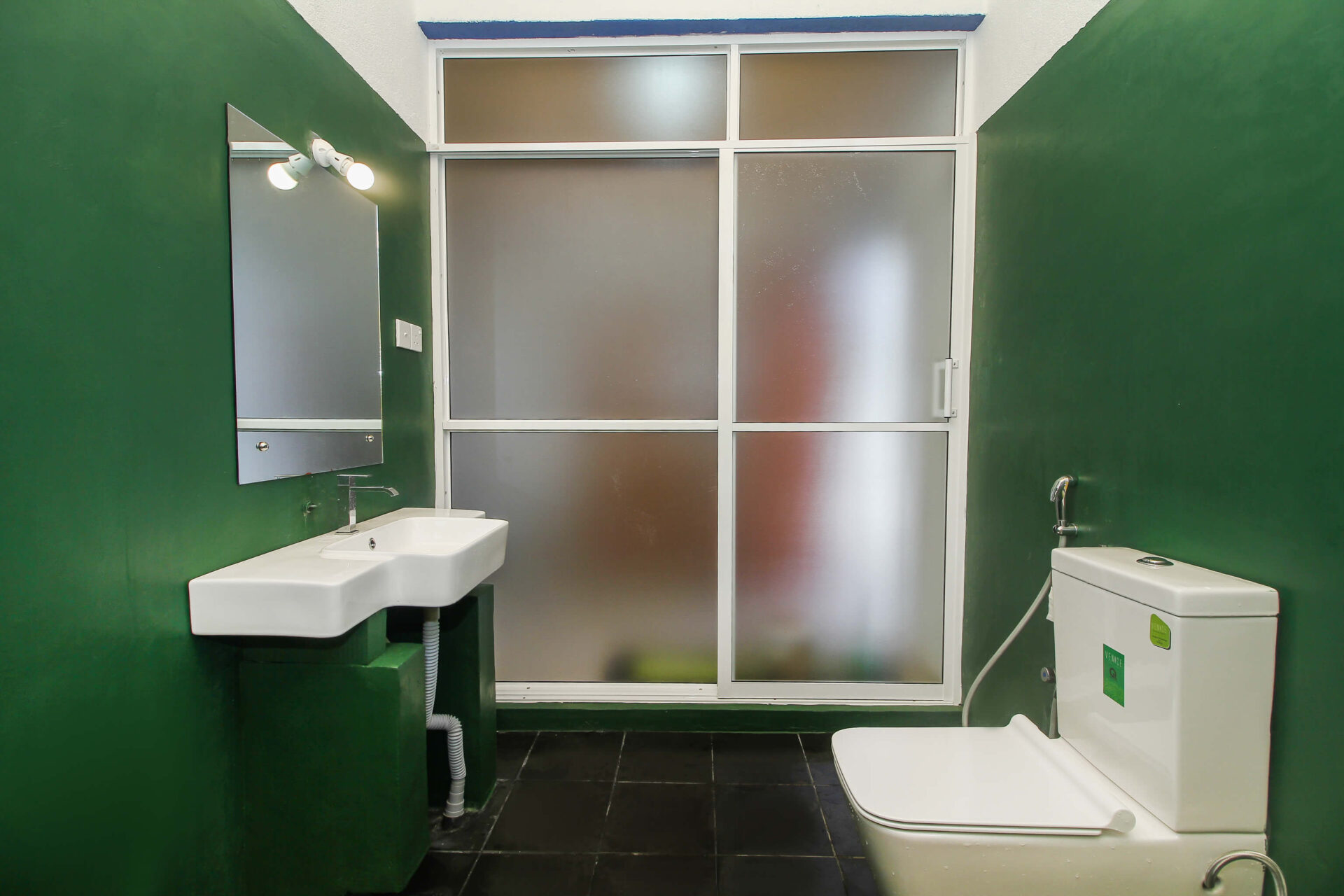 Deluxe Double Room 1-15